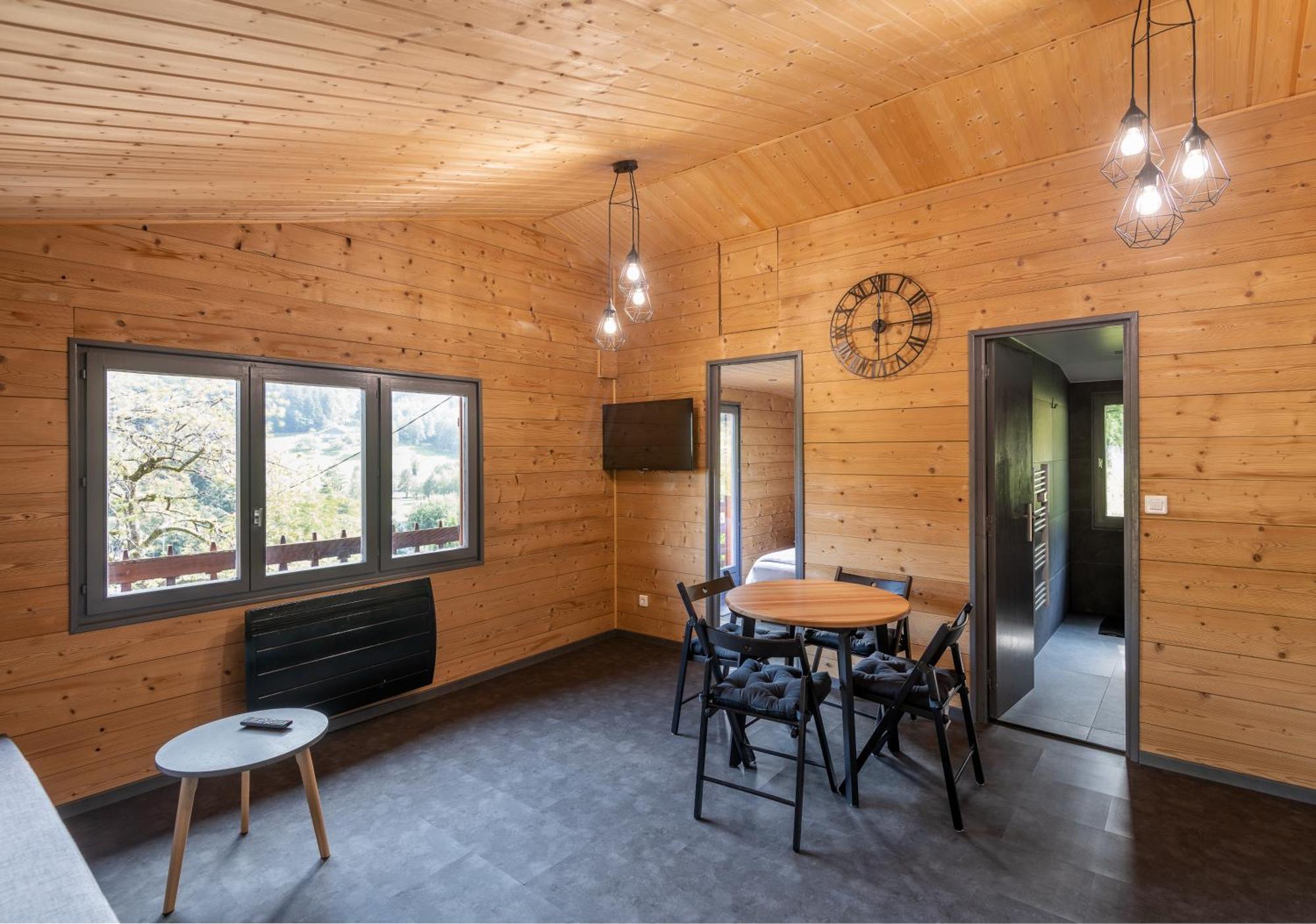 Chalet Du Faubourg & Jacuzzi, Proximite Gerardmer & La Bresse Rochesson Екстериор снимка